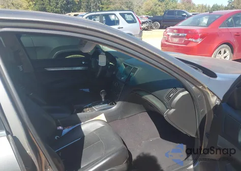 2013 Infiniti G37 Journey z USA, uszkodzony, nr VIN JN1CV6AP1DM716128